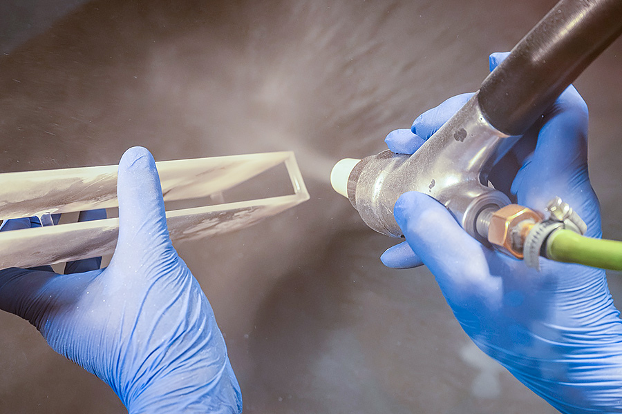 カワタ石英硝子の加工技術「サンドブラスト加工」